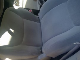 2005 TOYOTA SIENNA, WHITE, LE, 3.3L, AT. FWD,  Z25010